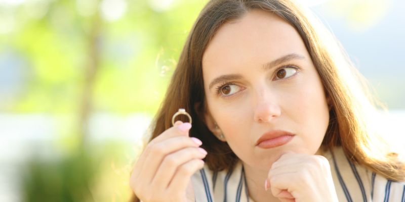 Số 14 và 41 rất phù hợp khi mơ thấy người yêu cũ còn tình cảm  